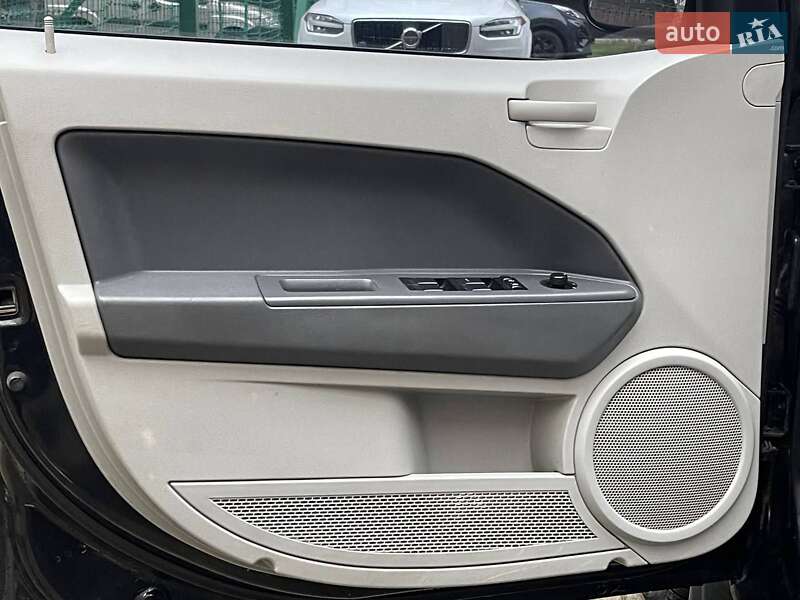 Внедорожник / Кроссовер Dodge Caliber 2007 в Львове