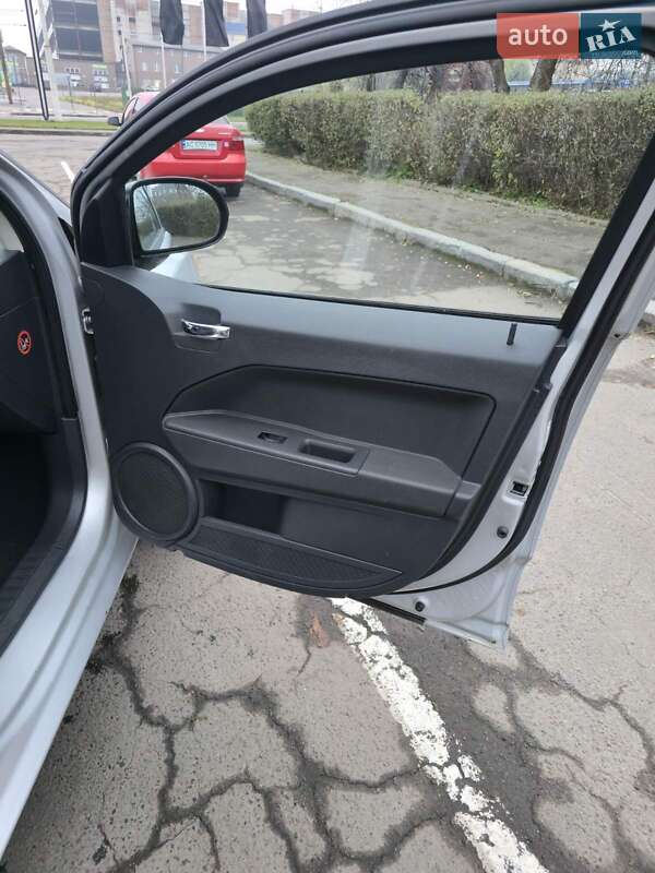 Внедорожник / Кроссовер Dodge Caliber 2009 в Нововолынске