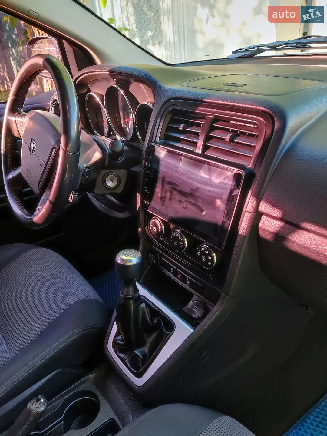 2011 Dodge Caliber - мініатюра 24