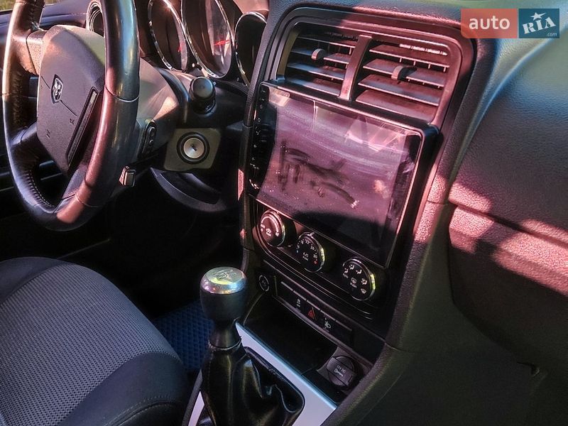 Внедорожник / Кроссовер Dodge Caliber 2011 в Новой Одессе