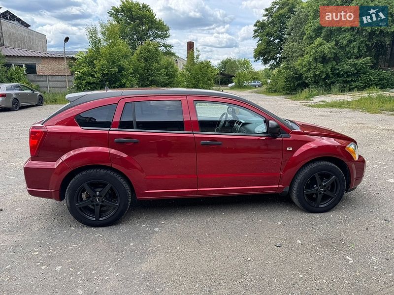 Позашляховик / Кросовер Dodge Caliber 2009 в Волочиську