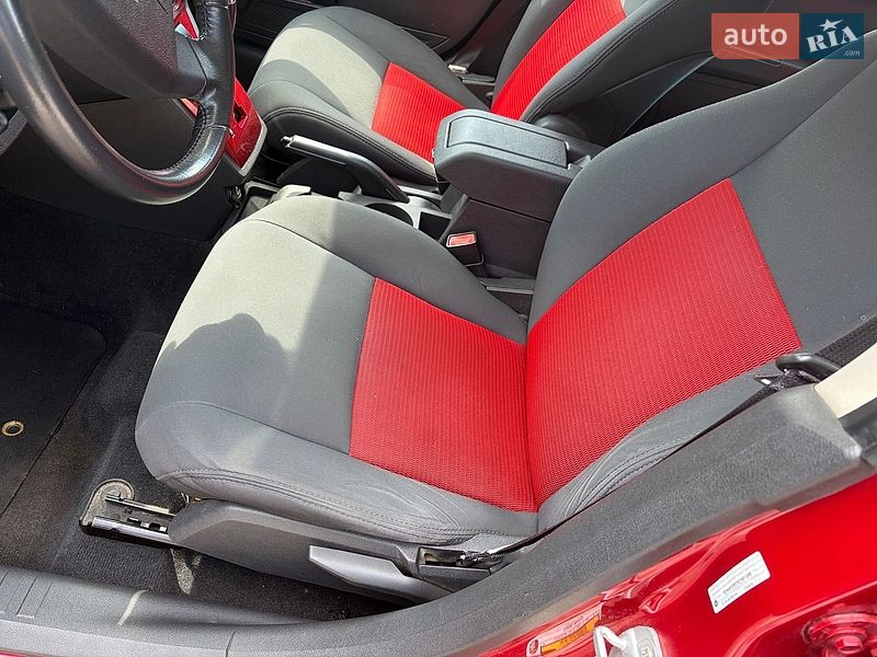 Позашляховик / Кросовер Dodge Caliber 2008 в Львові