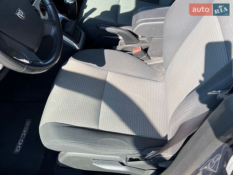 Позашляховик / Кросовер Dodge Caliber 2007 в Кролевці фото 7 Позашляховик / Кросовер Dodge Caliber 2007 в Кролевці