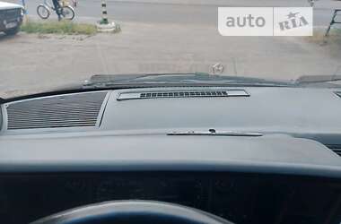 Минивэн Dodge Caravan 1990 в 