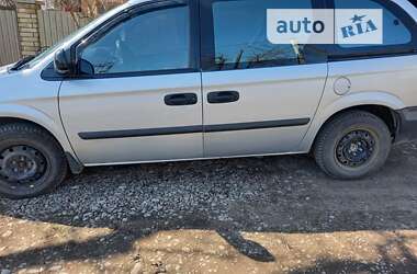 Мінівен Dodge Caravan 2004 в Чернівцях