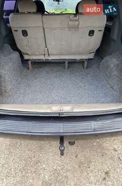 Минивэн Dodge Caravan 2006 в 