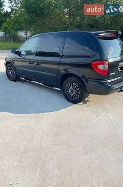 Минивэн Dodge Caravan 2006 в 