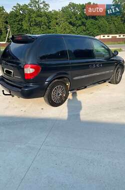 Минивэн Dodge Caravan 2006 в 