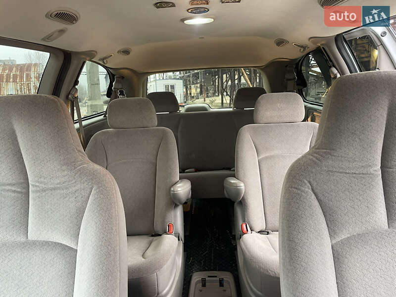 Минивэн Dodge Caravan 2002 в Киеве