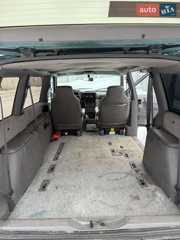 Минивэн Dodge Caravan 1995 в Киеве
