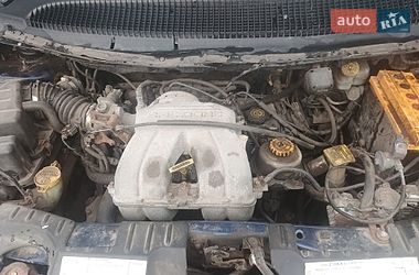 Мінівен Dodge Caravan 2002 в Ізюмі