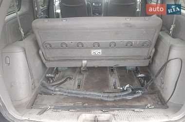 Мінівен Dodge Caravan 2002 в Ізюмі