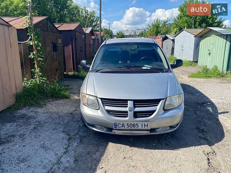 Мінівен Dodge Caravan 2004 в Полтаві