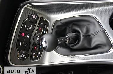 Купе Dodge Challenger 2017 в 