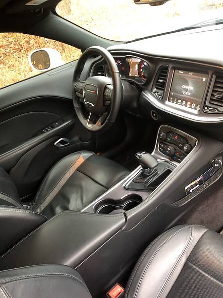 Купе Dodge Challenger 2015 в Киеве
