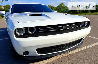 Купе Dodge Challenger 2014 в Києві