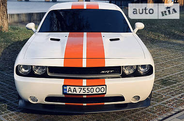 Купе Dodge Challenger 2011 в Киеве