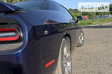 Купе Dodge Challenger 2016 в 