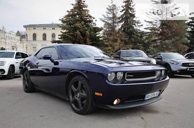 Купе Dodge Challenger 2013 в Харкові