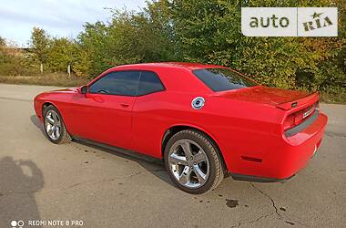 Купе Dodge Challenger 2014 в Дніпрі