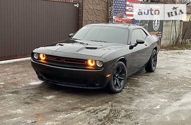 Купе Dodge Challenger 2016 в 