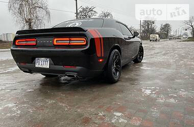 Купе Dodge Challenger 2016 в 