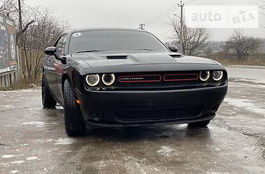 Купе Dodge Challenger 2016 в 