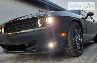 Купе Dodge Challenger 2015 в Бердянске