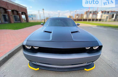 Купе Dodge Challenger 2017 в Киеве