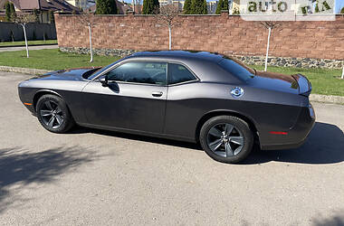 Седан Dodge Challenger 2018 в Ровно