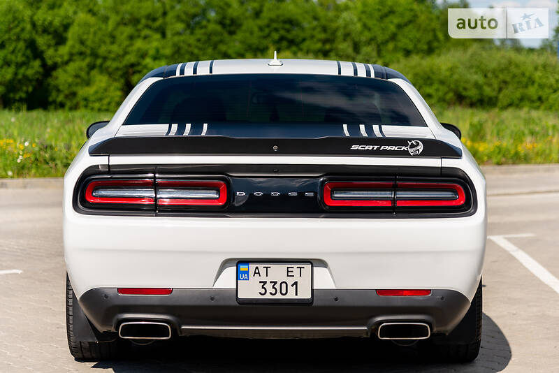 Купе Dodge Challenger 2016 в Ивано-Франковске