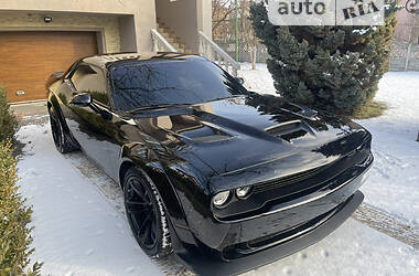 Купе Dodge Challenger 2020 в Коломые