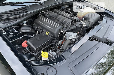 Купе Dodge Challenger 2017 в 
