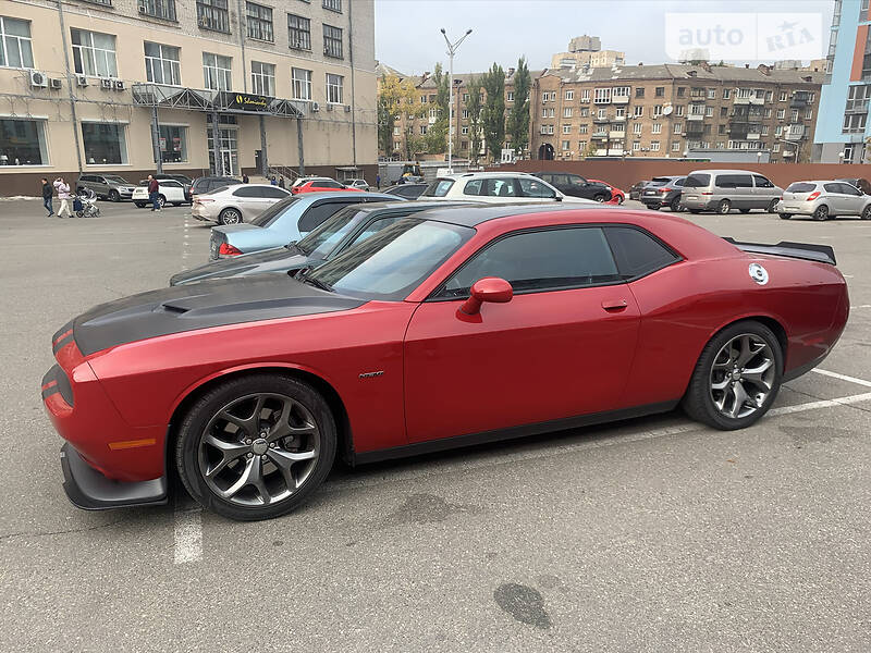Dodge Challenger