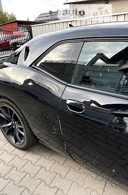 Купе Dodge Challenger 2015 в 