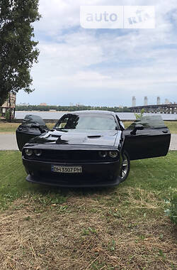 Купе Dodge Challenger 2017 в Києві