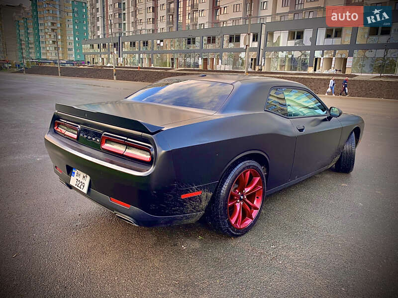 Купе Dodge Challenger 2018 в Одесі