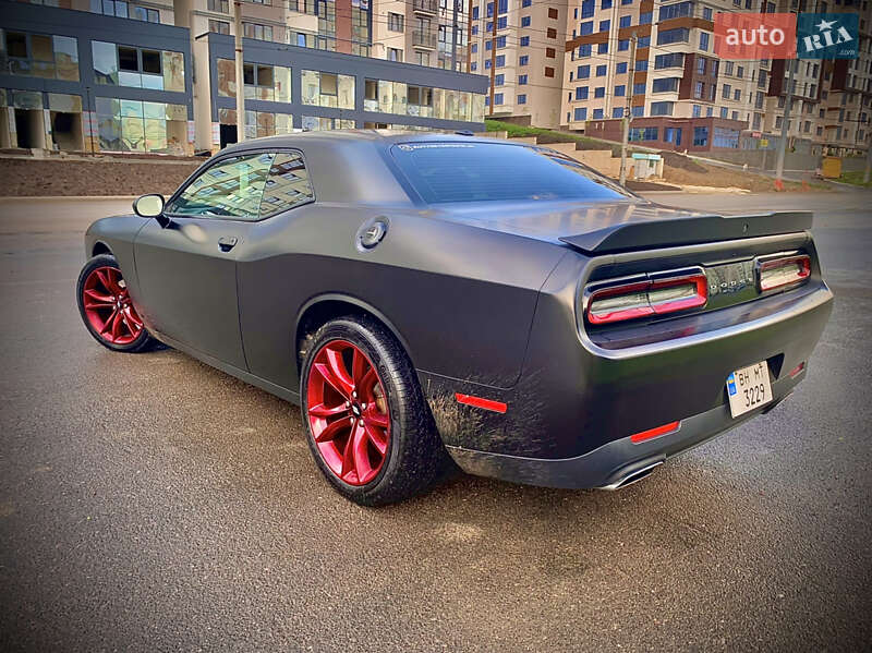 Купе Dodge Challenger 2018 в Одесі