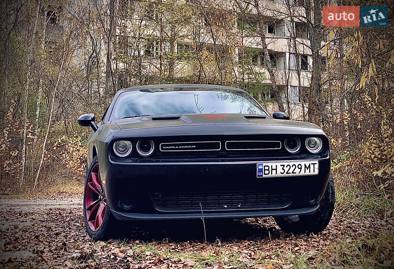 Купе Dodge Challenger 2018 в Одесі