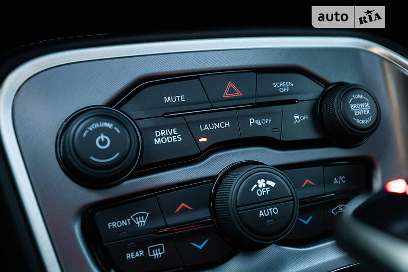 Купе Dodge Challenger 2018 в Киеве фото 16 Купе Dodge Challenger 2018 в Киеве