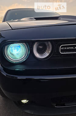 Купе Dodge Challenger 2015 в Дніпрі