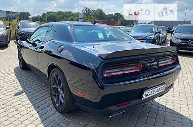 Купе Dodge Challenger 2021 в Львове