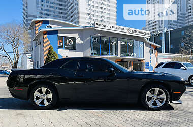 Купе Dodge Challenger 2016 в 