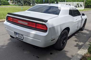 Купе Dodge Challenger 2014 в 