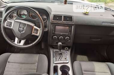 Купе Dodge Challenger 2014 в 