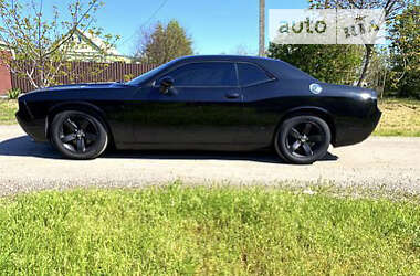 Купе Dodge Challenger 2013 в 