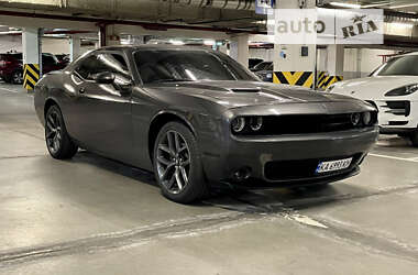 Купе Dodge Challenger 2019 в Киеве