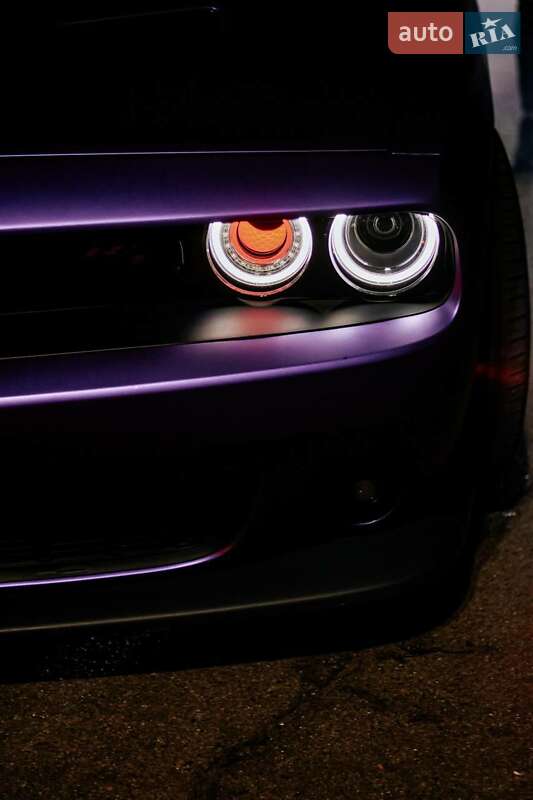 Купе Dodge Challenger 2018 в Киеве