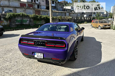 Купе Dodge Challenger 2022 в 