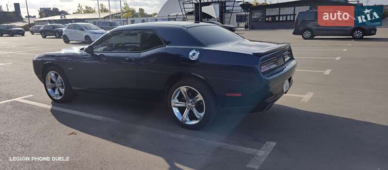 Купе Dodge Challenger 2014 в Киеве